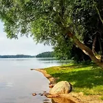 By The Lake, Sauna, Boat, Bicycles بيت للعطل Przewoz (Pomerania)