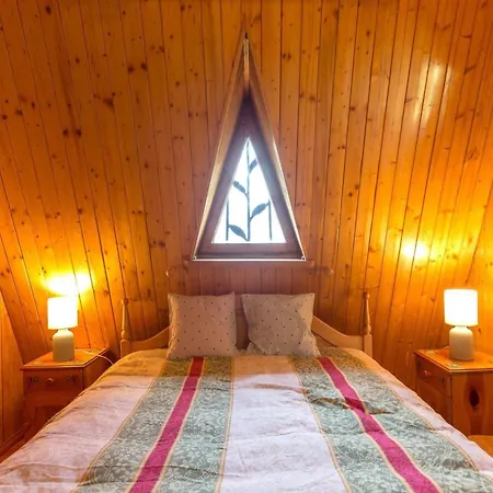 By The Lake, Sauna, Boat, Bicycles Vakantiehuis *